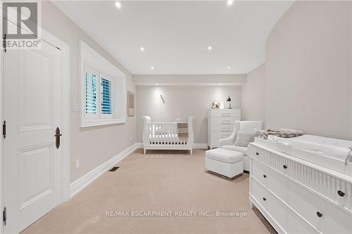 2642 Bluffs Way, Burlington, ON - Indoor Photo Showing Other Room