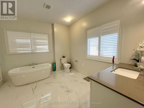 1349 Argall Court, Milton, ON - Indoor Photo Showing Bathroom