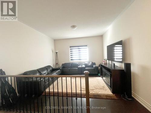 1349 Argall Court, Milton, ON - Indoor Photo Showing Other Room