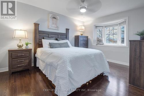 29 Flowertown Ave Brampton Avenue, Brampton, ON - Indoor Photo Showing Bedroom