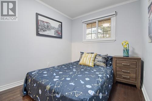 29 Flowertown Ave Brampton Avenue, Brampton, ON - Indoor Photo Showing Bedroom