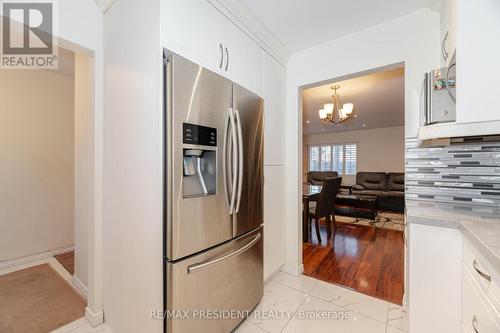 45 - 431 Silverstone Drive, Toronto, ON - Indoor Photo Showing Kitchen