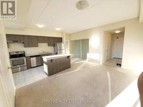 409 - 650 Sauve Street, Milton, ON - Indoor Photo Showing Kitchen