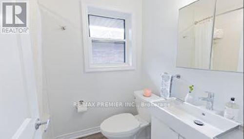 391 Royal York Road, Toronto, ON - Indoor Photo Showing Bathroom