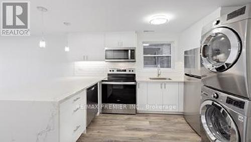 391 Royal York Road, Toronto, ON - Indoor Photo Showing Laundry Room