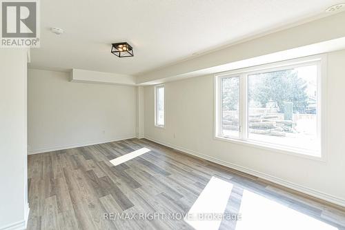 23 Wyn Wood Lane, Orillia, ON - Indoor Photo Showing Other Room