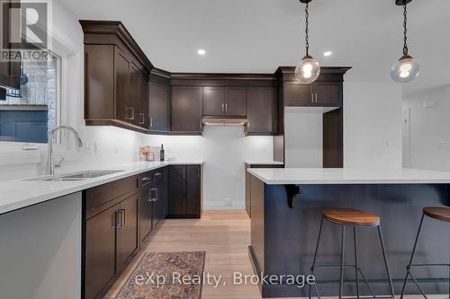 516 Newfoundland Street, Wellington North (Mount Forest), ON - Indoor Photo Showing Kitchen