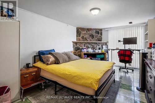 4179 Dursley Crescent, Mississauga, ON - Indoor Photo Showing Bedroom