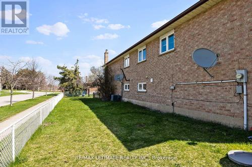 4179 Dursley Crescent, Mississauga, ON - Outdoor