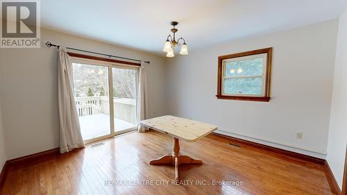 821 Wharncliffe Road S, London, ON - Indoor Photo Showing Other Room