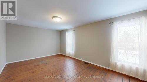 821 Wharncliffe Road S, London, ON - Indoor Photo Showing Other Room