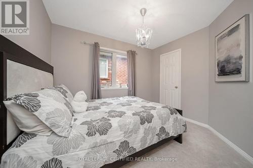 16 Gulfbrook Circle, Brampton, ON - Indoor Photo Showing Bedroom