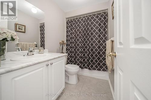 16 Gulfbrook Circle, Brampton, ON - Indoor Photo Showing Bathroom