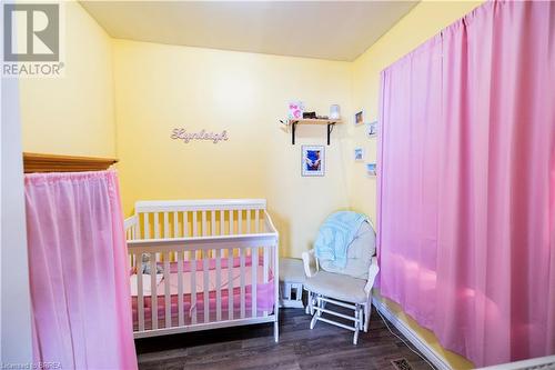 220 Grey Street, Brantford, ON - Indoor Photo Showing Bedroom