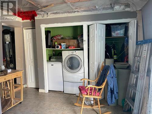 128 Adolphus Street, Cornwall, ON - Indoor Photo Showing Laundry Room