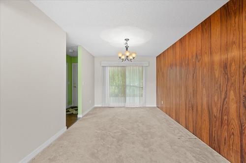 328 Glenmore Road, Kelowna, BC - Indoor Photo Showing Other Room