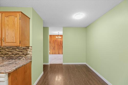 328 Glenmore Road, Kelowna, BC - Indoor Photo Showing Other Room