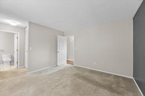 328 Glenmore Road, Kelowna, BC - Indoor Photo Showing Other Room