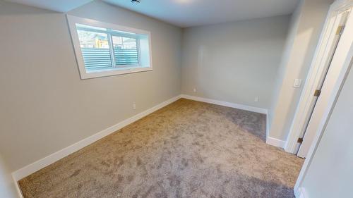 331 Legacy Lookout, Cranbrook, BC - Indoor Photo Showing Other Room