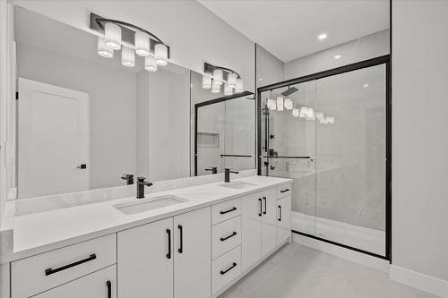 1681 Harbour View Crescent, Westbank, BC - Indoor Photo Showing Bathroom