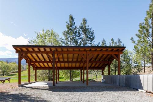 2375 Grantham Road, Kelowna, BC - Outdoor