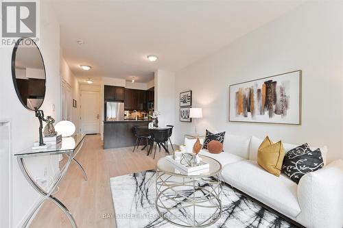 117 - 10 Bloorview Place, Toronto, ON - Indoor Photo Showing Living Room