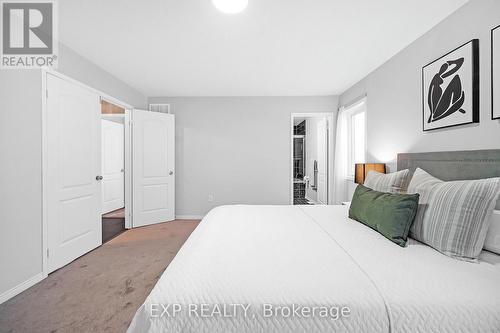 1160 Middlebury Avenue, Oshawa, ON - Indoor Photo Showing Bedroom