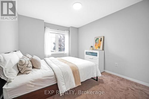 1160 Middlebury Avenue, Oshawa, ON - Indoor Photo Showing Bedroom