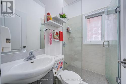 18 Amaretto Court, Brampton, ON - Indoor Photo Showing Bathroom