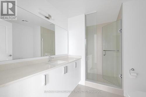 1602E - 20 Gatineau Drive, Vaughan, ON - Indoor Photo Showing Bathroom