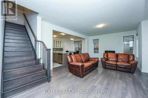 2 Keppel Circle, Brampton, ON - Indoor Photo Showing Other Room