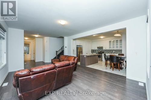 2 Keppel Circle, Brampton, ON - Indoor