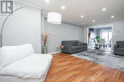 302 Swindells Street, Clarington, ON - Indoor Photo Showing Living Room