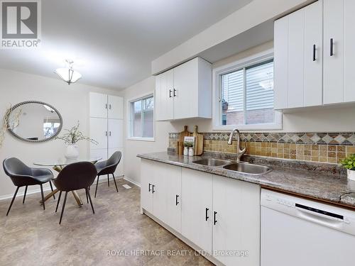 36 Frazer Road S, Ajax, ON - Indoor Photo Showing Kitchen With Double Sink