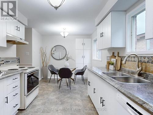 36 Frazer Road S, Ajax, ON - Indoor Photo Showing Kitchen With Double Sink