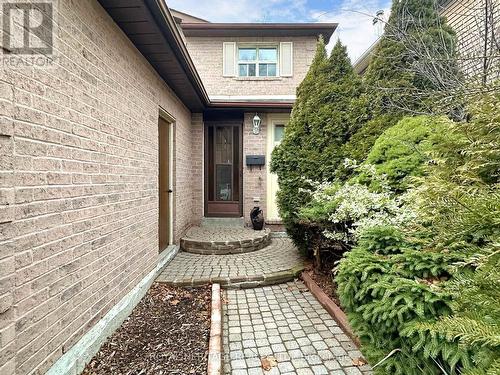 36 Frazer Road S, Ajax, ON - Outdoor