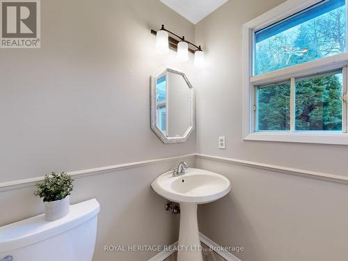 36 Frazer Road S, Ajax, ON - Indoor Photo Showing Bathroom