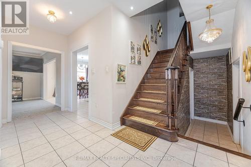 201 Eight Avenue, New Tecumseth, ON - Indoor Photo Showing Other Room