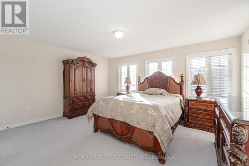 201 Eight Avenue, New Tecumseth, ON - Indoor Photo Showing Bedroom