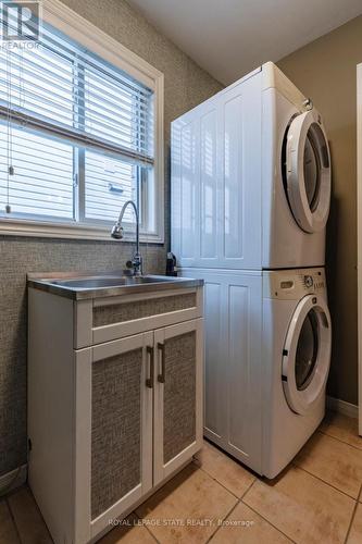 45 Tartan Drive, Haldimand, ON - Indoor Photo Showing Laundry Room