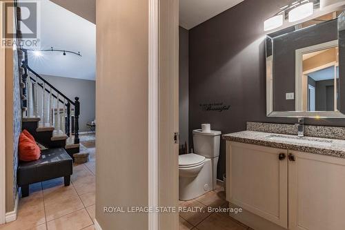 45 Tartan Drive, Haldimand, ON - Indoor Photo Showing Bathroom