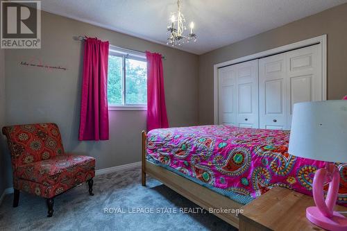 45 Tartan Drive, Haldimand, ON - Indoor Photo Showing Bedroom