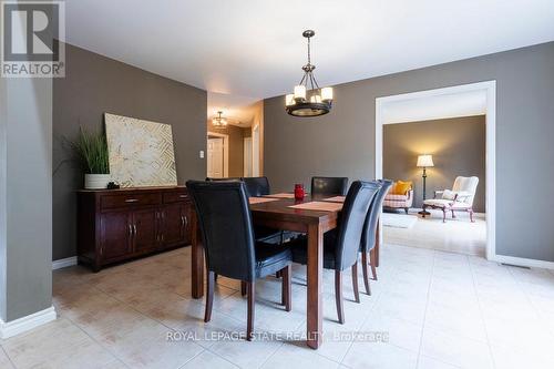 45 Tartan Drive, Haldimand, ON - Indoor Photo Showing Dining Room