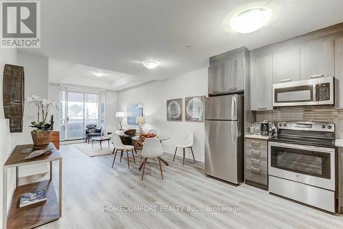 707 - 150 Main Street W, Hamilton, ON - Indoor Photo Showing Kitchen