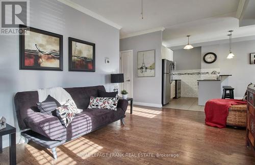 107 - 1 Sidney Lane, Clarington (Bowmanville), ON - Indoor Photo Showing Living Room