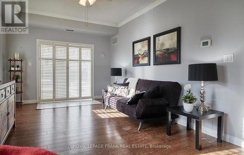 107 - 1 Sidney Lane, Clarington (Bowmanville), ON - Indoor Photo Showing Living Room