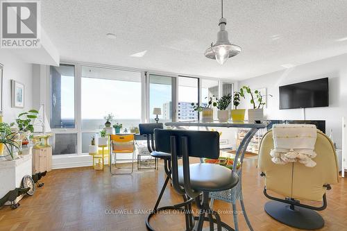 1707 - 2625 Regina Street, Ottawa, ON - Indoor Photo Showing Dining Room