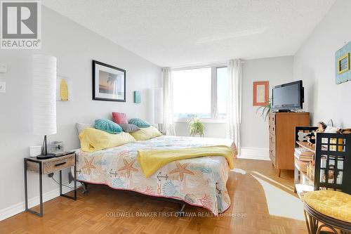 1707 - 2625 Regina Street, Ottawa, ON - Indoor Photo Showing Bedroom