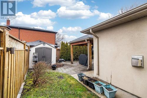 2 Liscombe Road, Toronto, ON - Outdoor