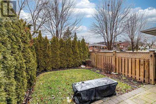 2 Liscombe Road, Toronto, ON - Outdoor